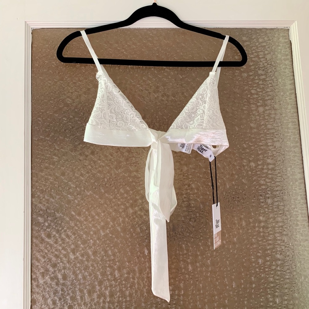 Tiger Mist white lace lingerie set